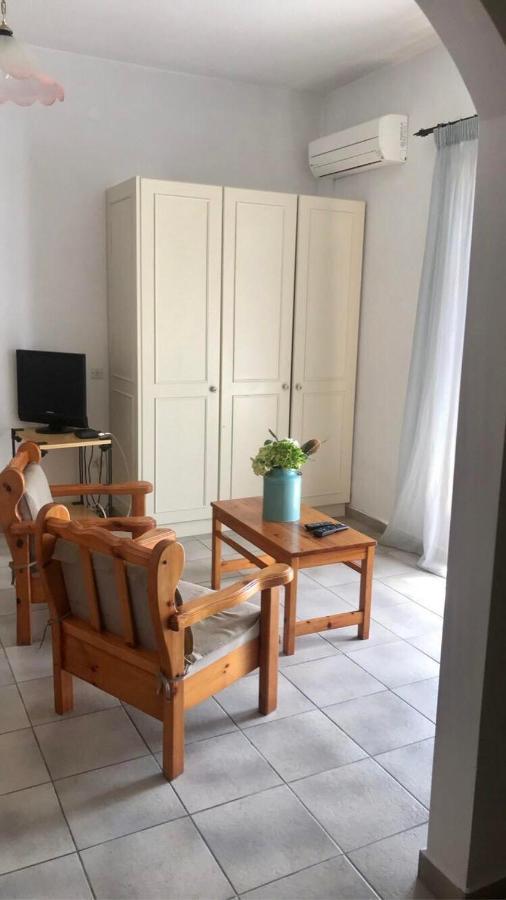 Barbara'S One Bedroom Apartments Аргостоліон Екстер'єр фото